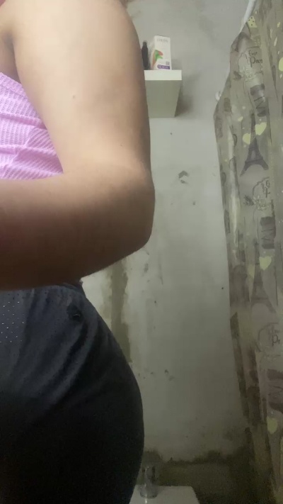 Chinaa97 from Argentina