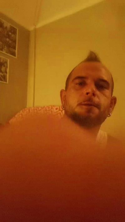 Dani4490 from Germany