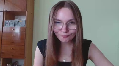 EllyHEARTx from Germany