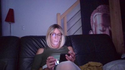Gabrielle2569 from France