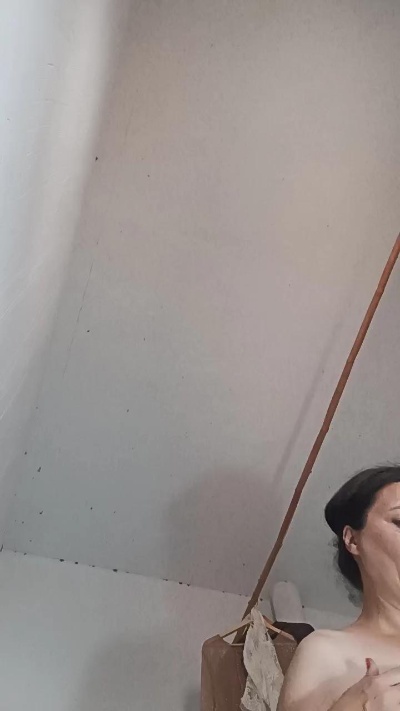 HAIRYPUSSYLIPS from France