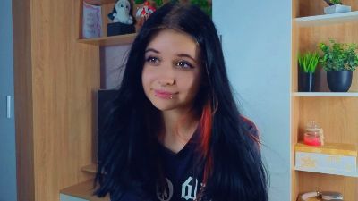 LiliLovette from France
