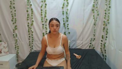 MaylinHarris_Rs from United States