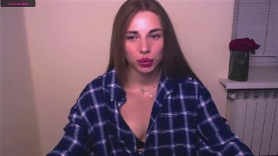 MiaTeps_ from United States