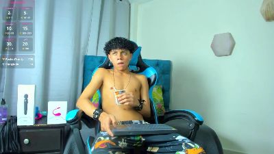 Taylor_Black_ from Colombia