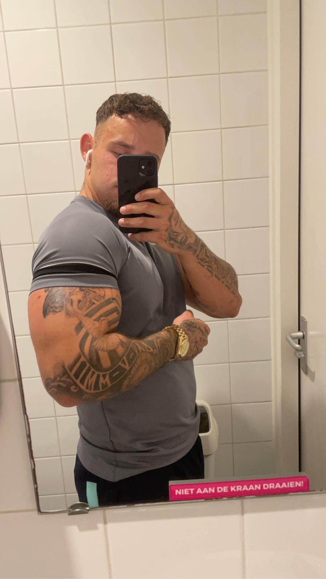 Timoo5656 from Netherlands