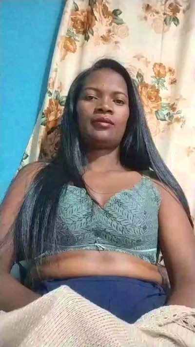 diana418 from Madagascar