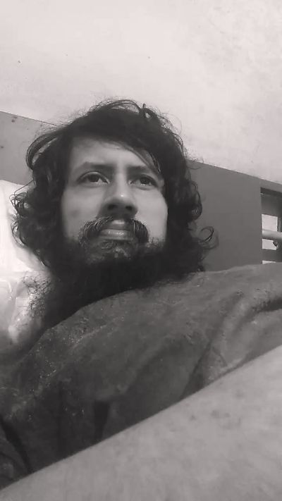 follo_adicto30 from United Kingdom