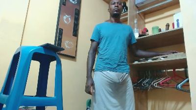 kurtbigcock69 from Colombia
