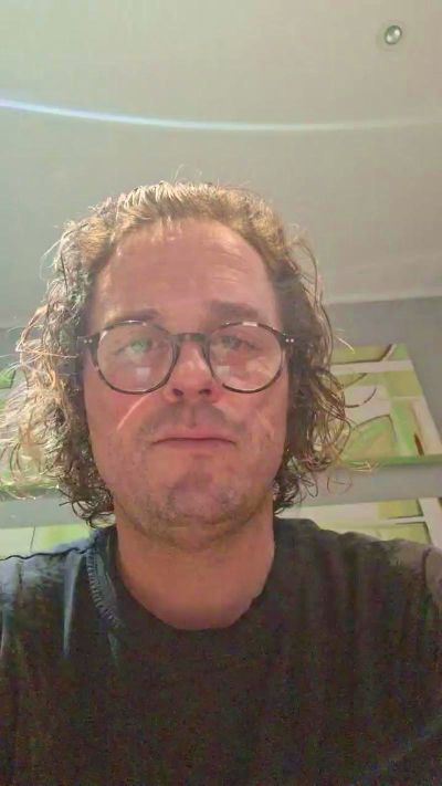 olivier020 from Belgium